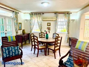 Beach Life Villa - Image 2