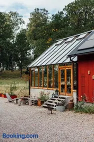 Lindeborgs Eco Retreat - Image 2
