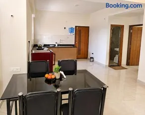 Blossom Service Apartment - Image 1