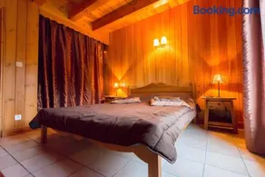 Chalet Bien-être, Piscine, Spa - Image 2