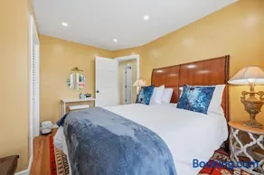 4BR World Cup Base-Sleeps 11-Easy Met-Life Access-Grand Central 30 mins - Image 2