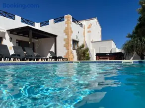 Casa Del Medio - Image 1