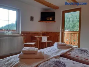 Bed & Breakfast Dolomiti Bey Haus Pinter - Image 5