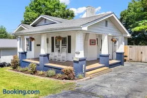 3BR Bristol Retreat - 2 Blocks from State Street - Image 3