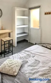 Studio cosy au cœur de Ploërmel - 20 m² avec terrasse - Image 3