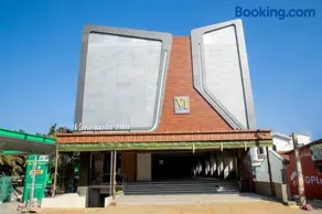 Varanashi Inn - Image 1