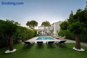 Holiday home Paradise - Image 1