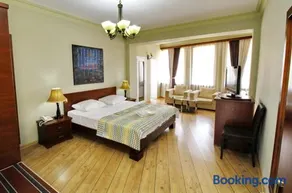 Penthouse Hotel - Image 2