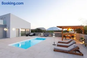 Divine Olivia 2 bedroom Villa - Image 1