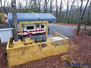 Camper in the Sky - Image 1