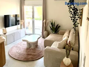 Covea by the Sea Boho Seaside Apartment, 400 m from the Beach - Image 3
