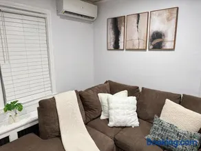 Luxury Duplex in Pelham Gardens - Image 2