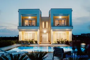 La mas - seaside flats - Image 1