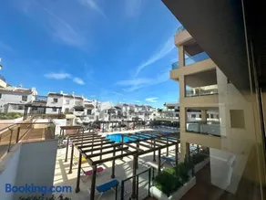 La Duquesa Port & Beach Retreat 212 - Image 1