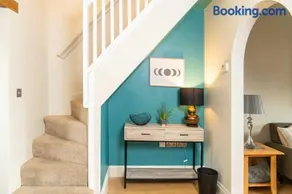 East Street, Town Centre, 2 Bedrooms - Image 3