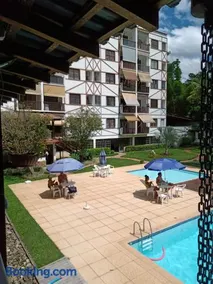 Itaipava, apt em condominio com piscina e sauna - Image 3