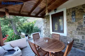 The Garden House, Sitia - Image 3