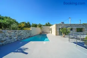 PETRONILA exclusive Living - Image 4