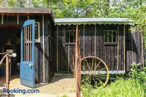 Les Cabanes Des Marais - Image 2