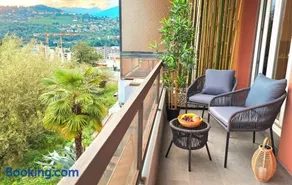 Oasis Apartment with Free parking - Image 3