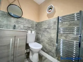 The Lowry One bedroom Apartment by Belvilla - Image 4
