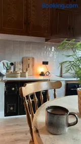Mountain View Apartment - Image 2