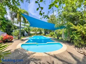 Tropical Mango House Stay - Image 4