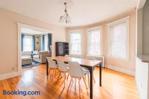 Boston 3BD-Walk to Train station-Beach-Near Airport - Image 5
