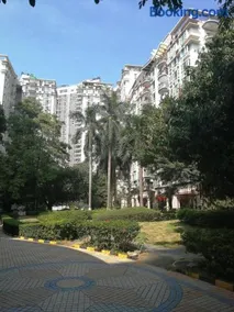 Shenzhen New Swan Castle Apartment - Image 4