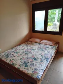 GIORGOS VILLA - Image 2