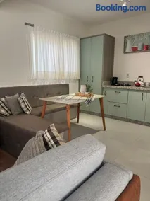 Lake House_SC - Image 3