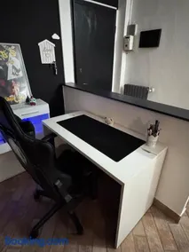 Apartment with Gym - Image 3