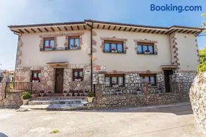Apartamentos Carolina - Image 1