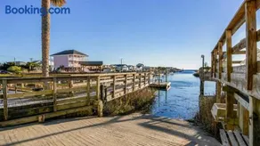 Condo with Breathtaking Views in Murrells Inlet - Image 3