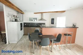 Karine hospitality - Image 1