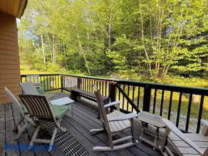 W75 Cozy Bretton Woods Retreat - Gas Fireplace - 2 min to Ski Area - Tennis Courts & Hiking Trails - Image 2