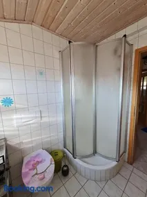 Familienfreundliche Wohnung mit Sauna, Terrasse und Grill - Image 3