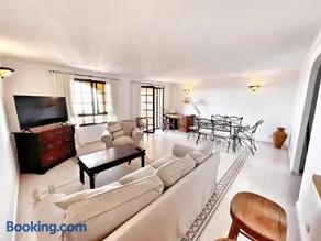 Luxury Apartments Mascarat - Image 1