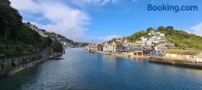 Cosy Bake Cottage, Great Location in Looe, Cornwall - Image 1