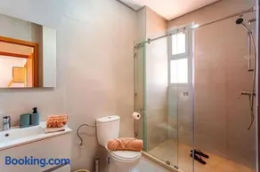 Appartement Yves ST Laurent Marrakech - Image 4