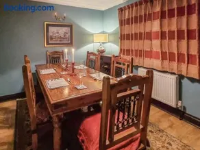 Cobweb Cottage - Image 3