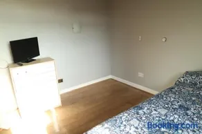 Galleywood House - Image 4
