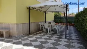 Casa Zara Appartamenti con patio e BBQ, a pochi minuti dal mare - Image 4