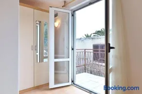 Studio apartment in town center - Image 3