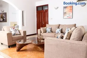 TANISHIA APARTMENTS - Image 2