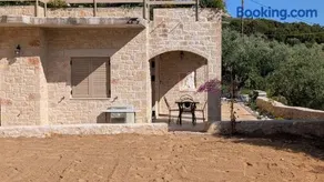 Achilles Cottage - Image 1