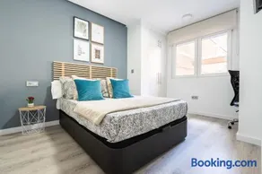 Apartamento Mani en Avenida España con terraza - Image 1