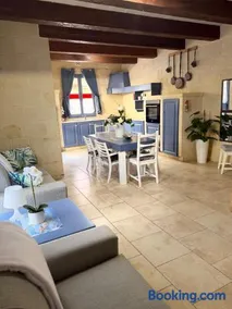 Farmhouse Gulinu with pool - Image 2