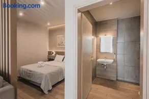 Hotel Golden Sun - Image 2