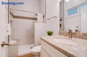 Unit 22 Waena Inn - Maui Private Suite - Image 3